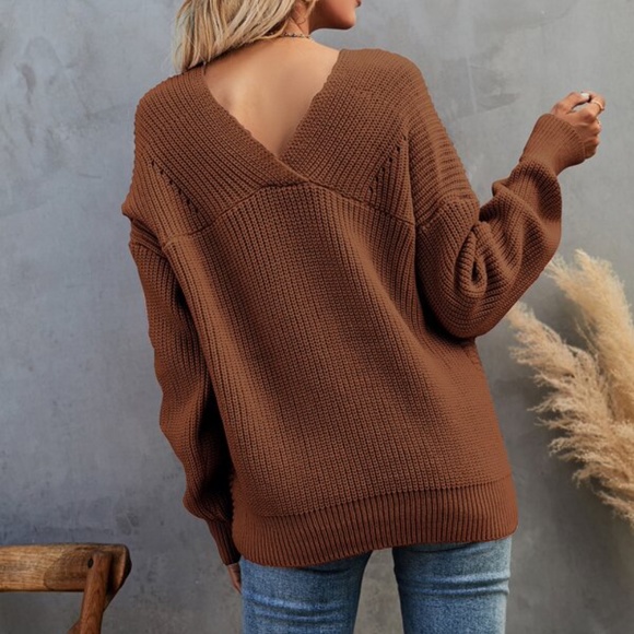 Cozy Grey Twist Oversized Knit Sweater Top Minimalist - Picture 10 of 11